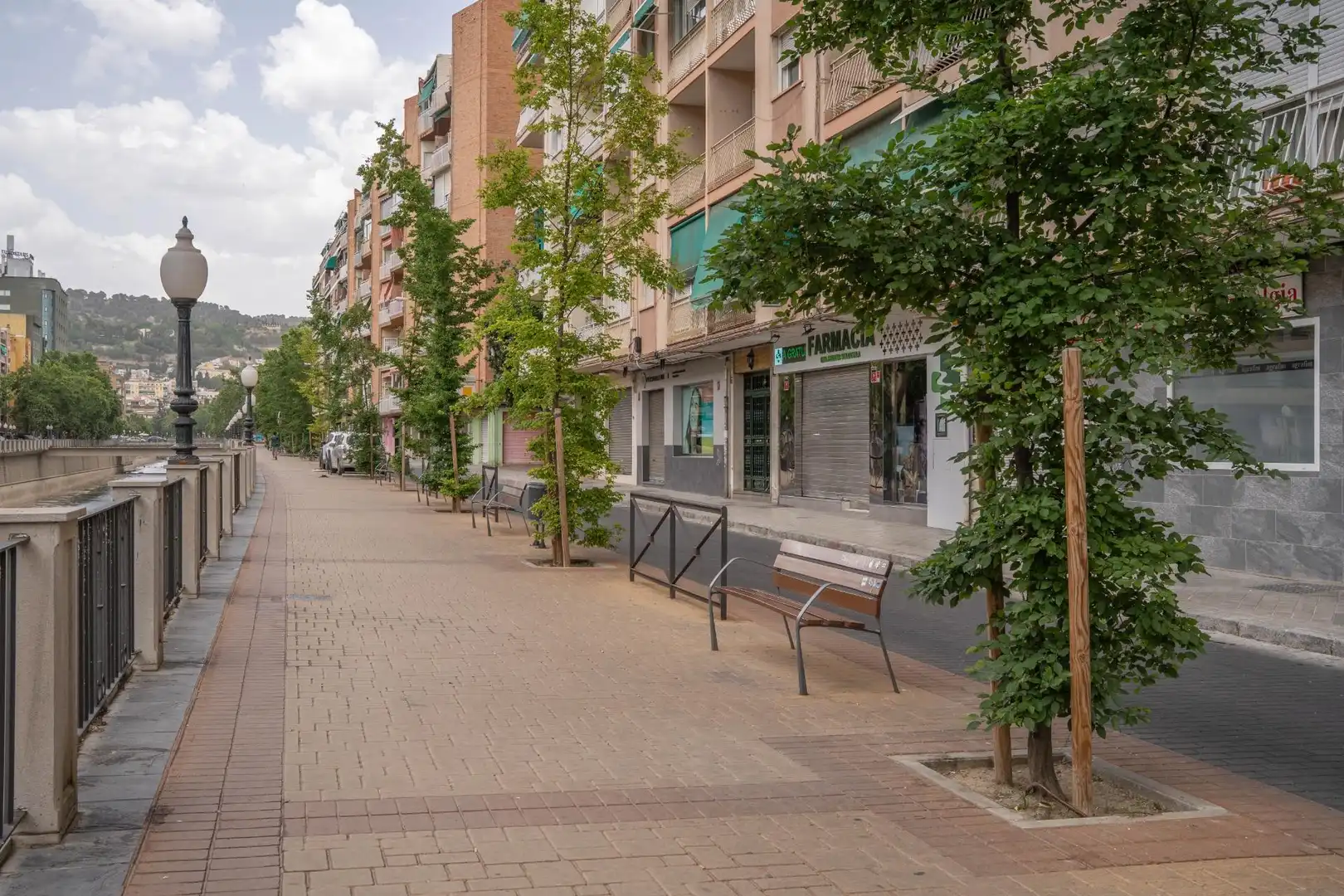 Außenansicht von Dachboden zum Verkauf in Granada mit Klimaanlage