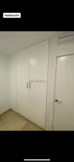 Habitación de Piso de alquiler en Málaga con Aire acondicionado, Terraza y Amueblado