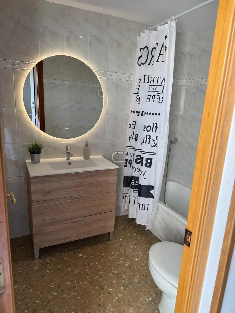 Bathroom of Houses for sale in Terrassa  with Terrace and Storage room