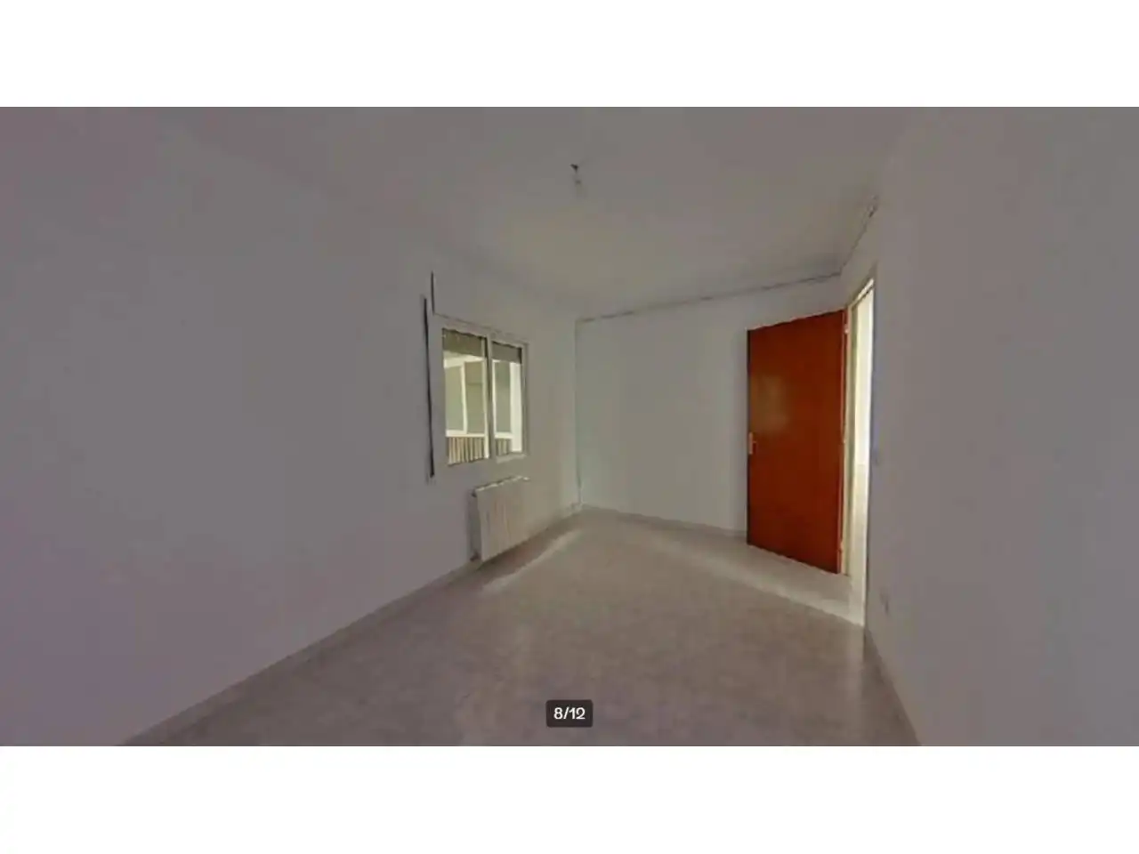 Schlafzimmer von Wohnung zum Verkauf in Salt mit Heizung und Balkon