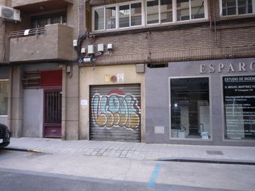 Moto con ascensor en alquiler en Calle Muelle 10