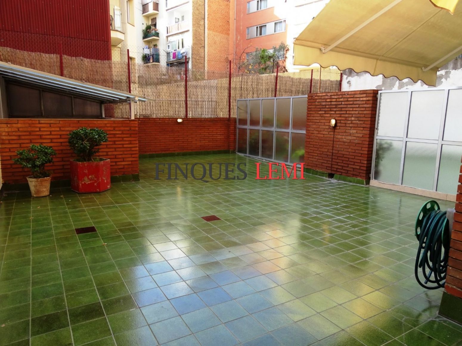 Exterior view of Flat to rent in  Barcelona Capital  with Heating