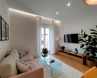 Living room of Apartment for sale in  Madrid Capital  with Air Conditioner, Heating and Terrace