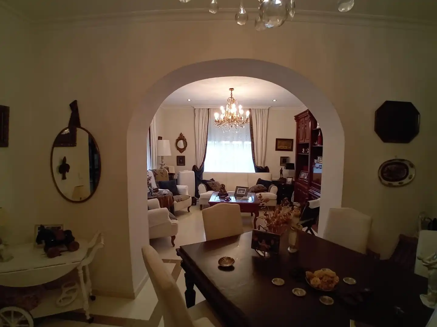 Menjador de Casa adosada en venda en Córdoba amb Aire condicionat, Calefacció i Jardí privat