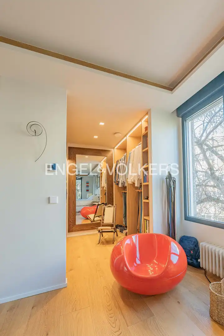 Wohnung zum Verkauf in Madrid mit Klimaanlage, Heizung und Privatgarten