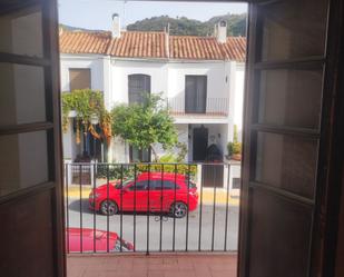 Exterior view of Flat for sale in Benahavís  with Heating, Terrace and Community pool