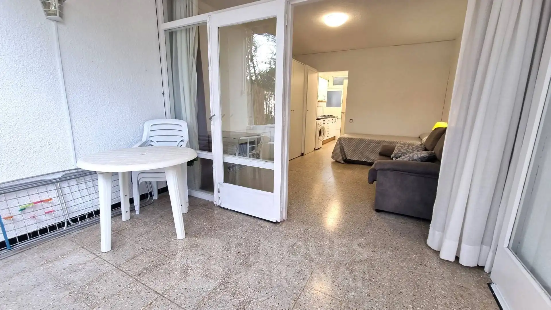 Vista exterior de Estudio en venta en Urbanitzacions de Llevant