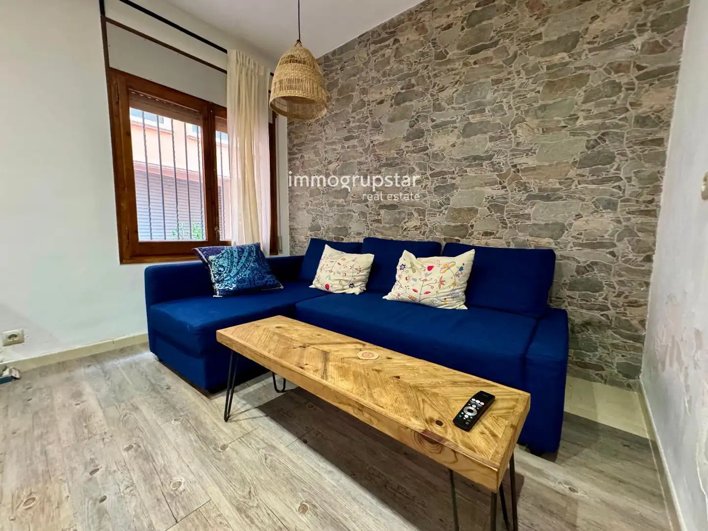 Sala de estar de Apartamento en venta en Palamós con Trastero y Amueblado