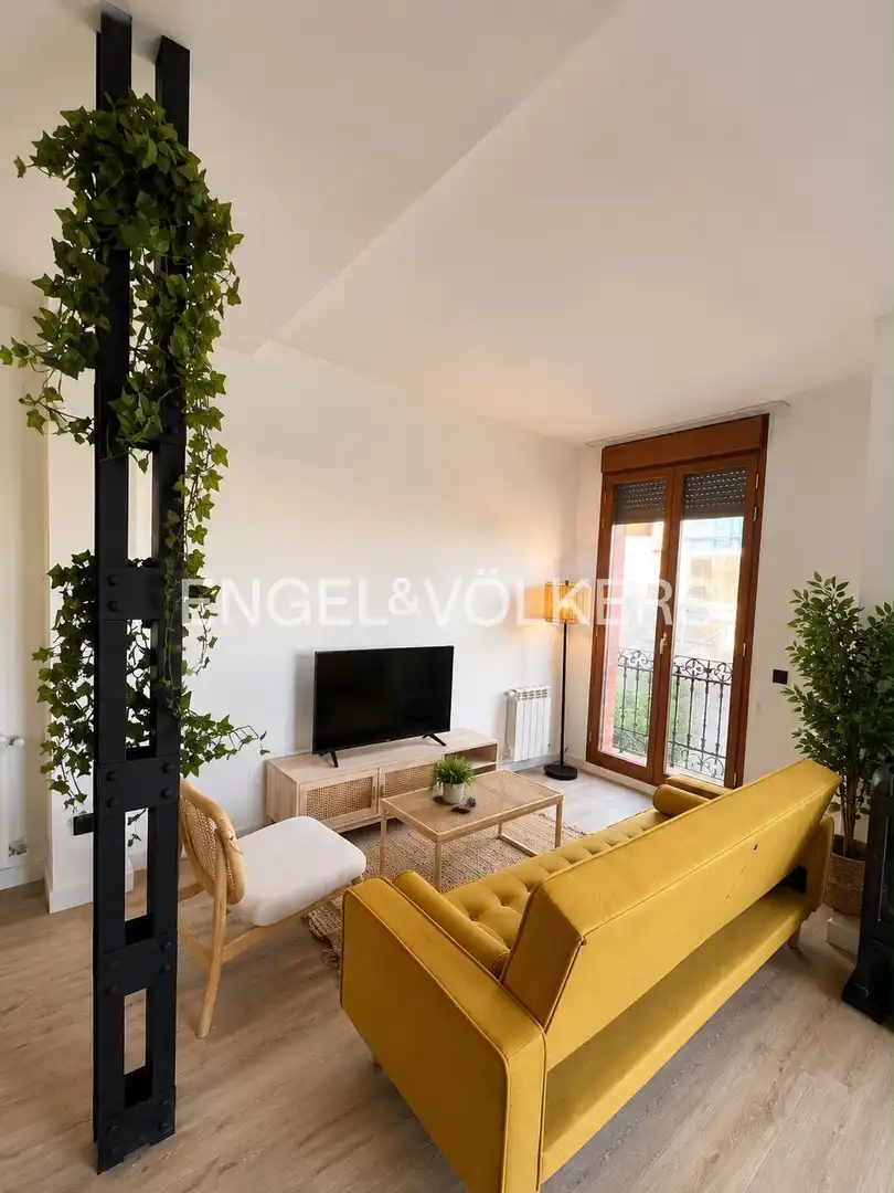 Sala de estar de Piso de alquiler en Madrid con Aire acondicionado, Calefacción y Terraza
