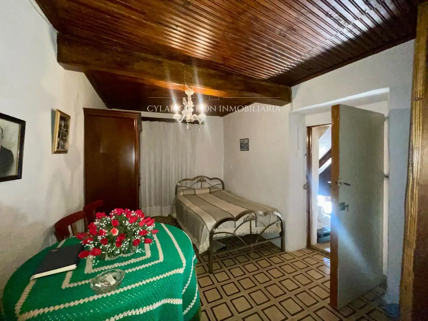 Habitación de Casa o chalet en venta en Monterrubio de Armuña con Terraza, Trastero y Piscina
