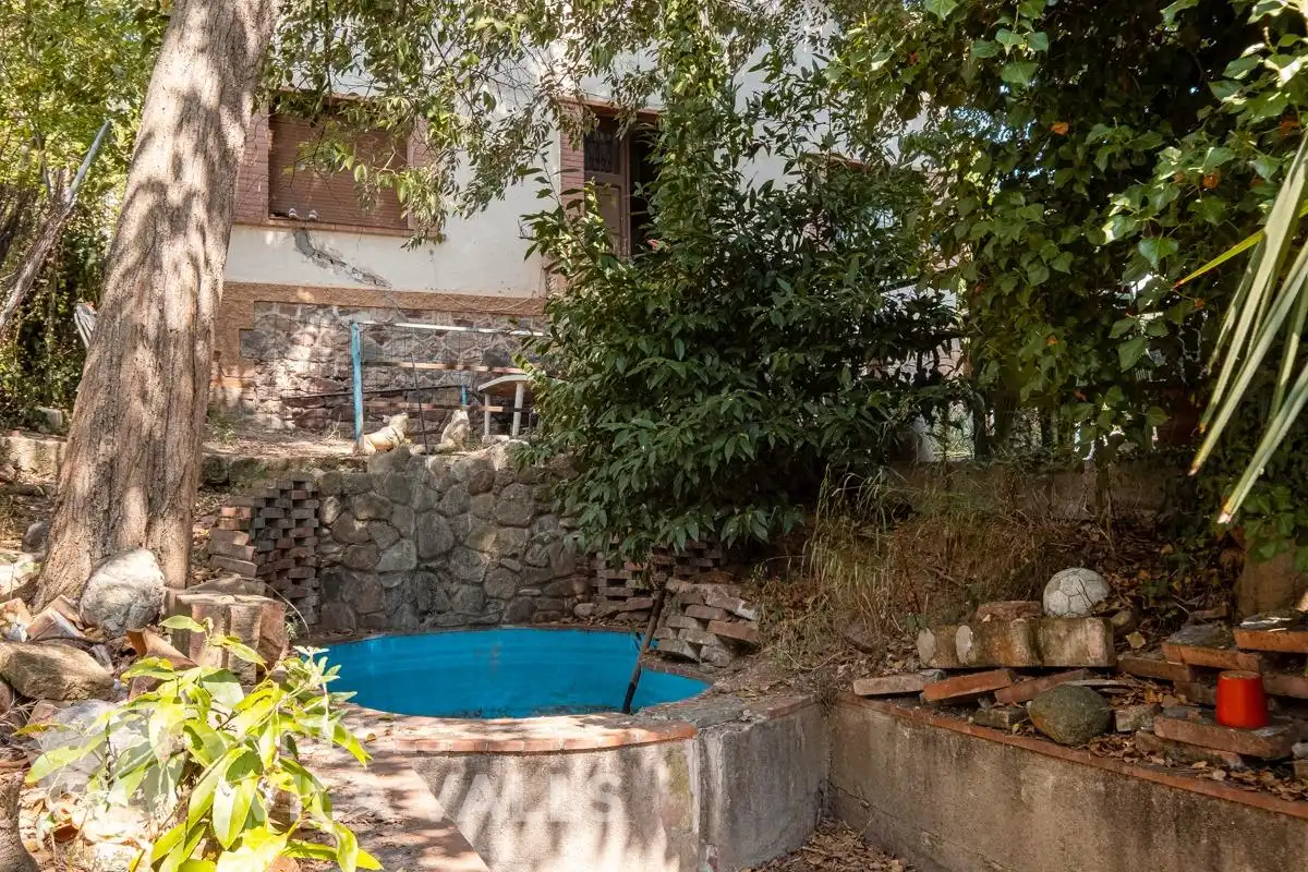 Piscina de Casa o xalet en venda en Palau-solità i Plegamans amb Jardí privat
