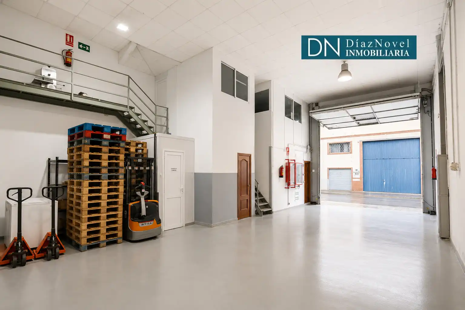 Industrial buildings for sale in Málaga  with Heating and Alarm
