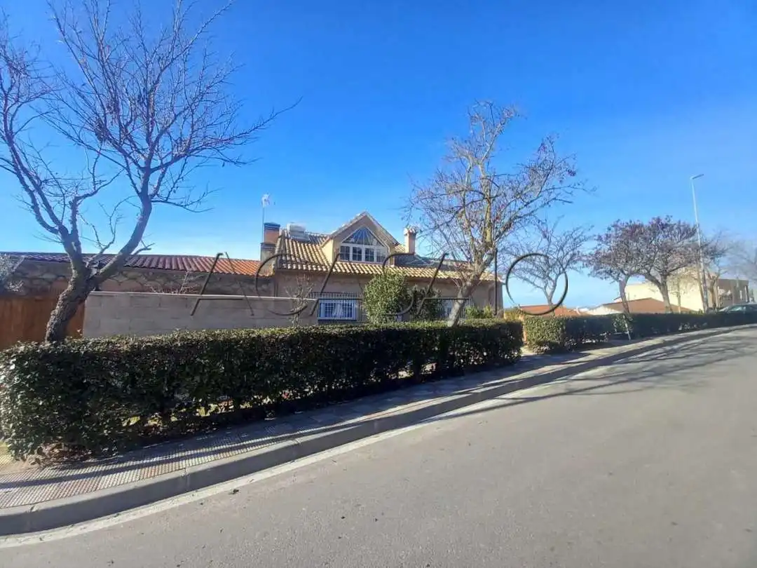 Vista exterior de Casa o chalet en venta en Maqueda con Aire acondicionado, Calefacción y Trastero