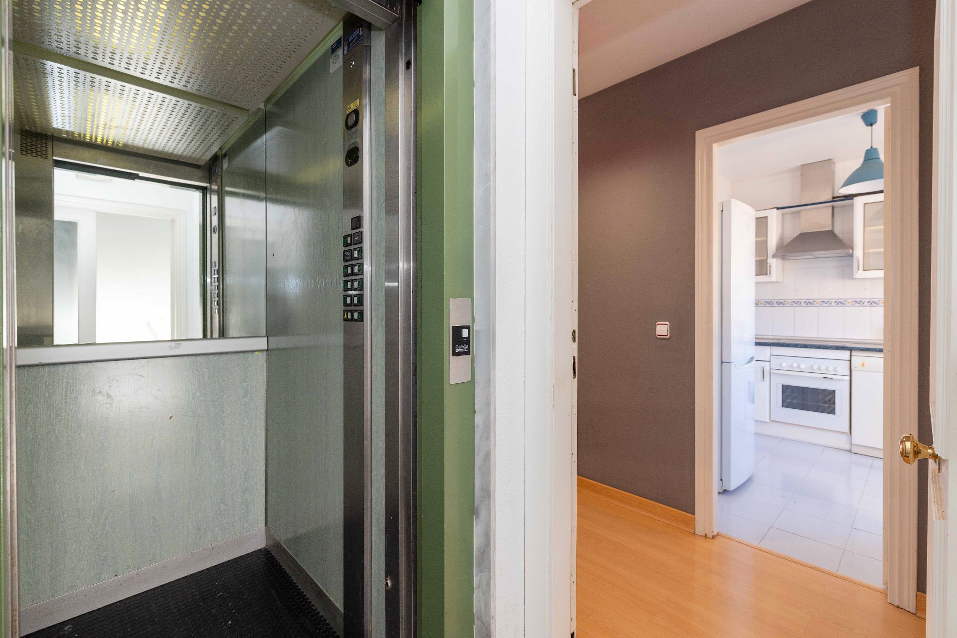 Flat for sale in Málaga Capital  with Air Conditioner, Parquet flooring and Furnished