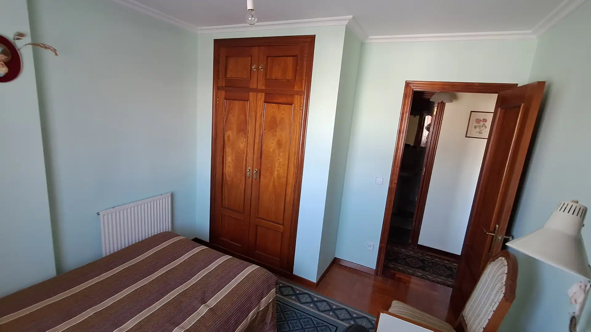 Schlafzimmer von Wohnung zum Verkauf in Vigo  mit Heizung, Parkett und Abstellraum