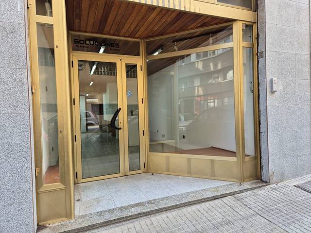 Local comercial en Alquiler en Presidente Salvador Allende en Riazor - Visma