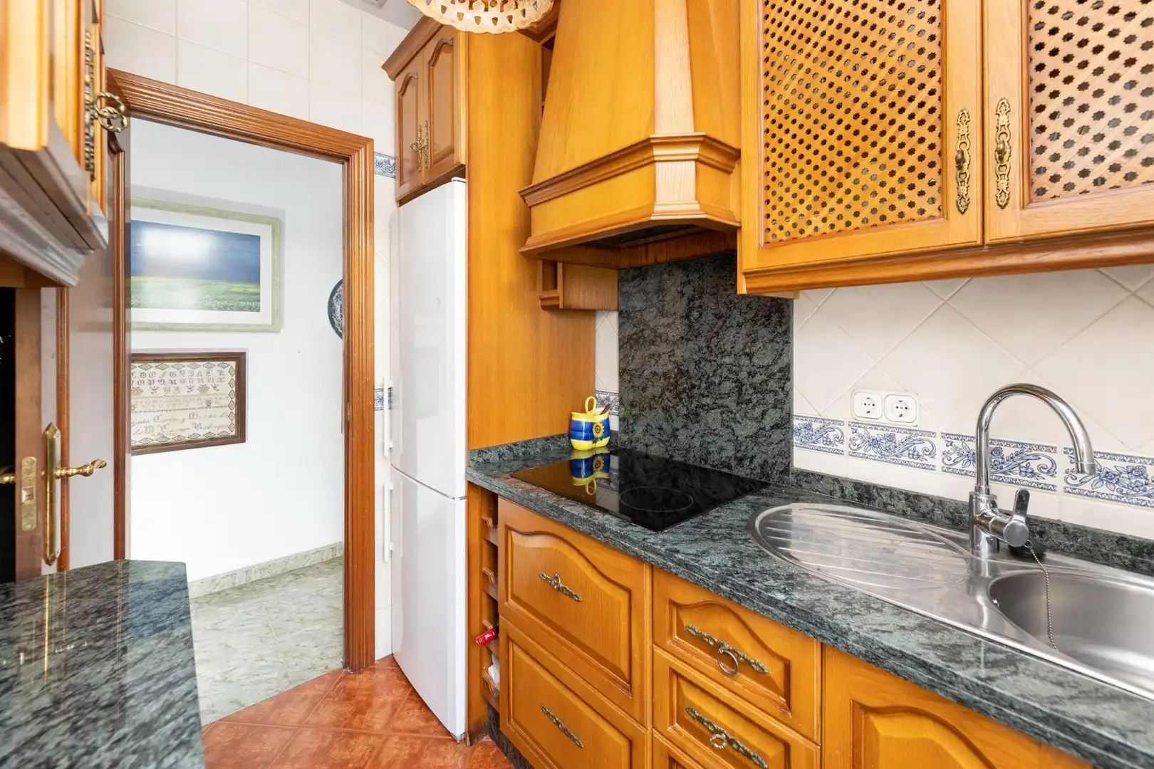 Kitchen of Flat for sale in Granada  with Air Conditioner, Heating and Parquet flooring