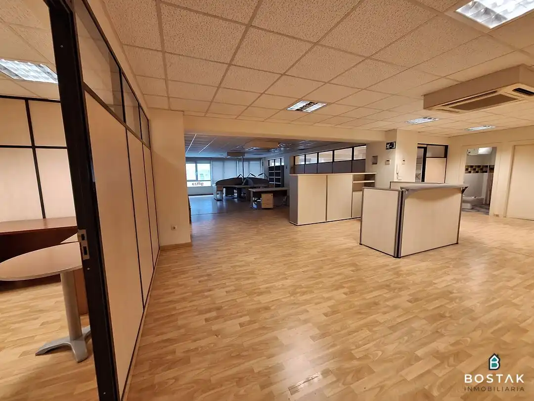 Business premises to rent in Zumalacárregui Etorbidea, imagen 5