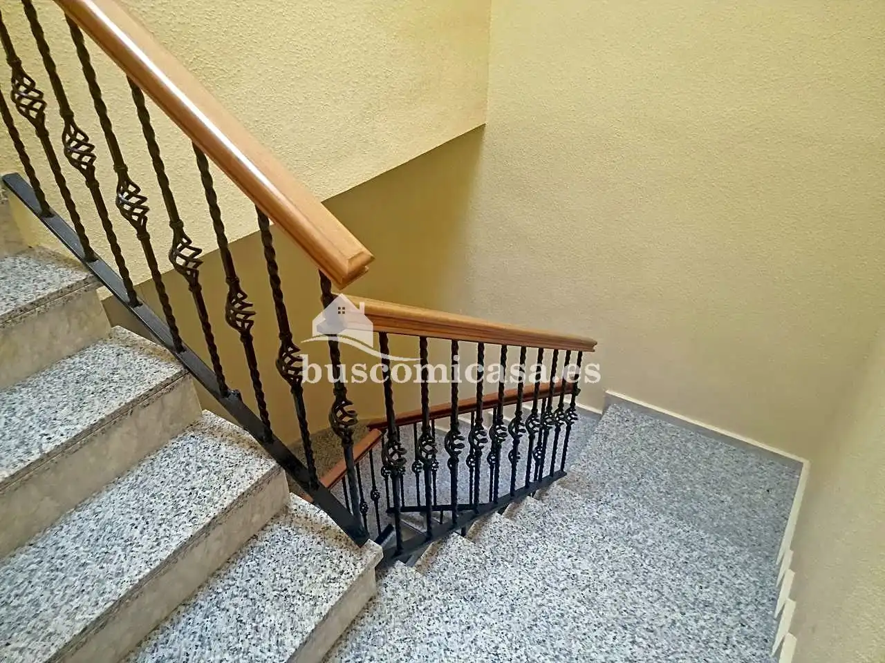 Piso en venta en Los Villares con Calefacción, Amueblado y Balcón