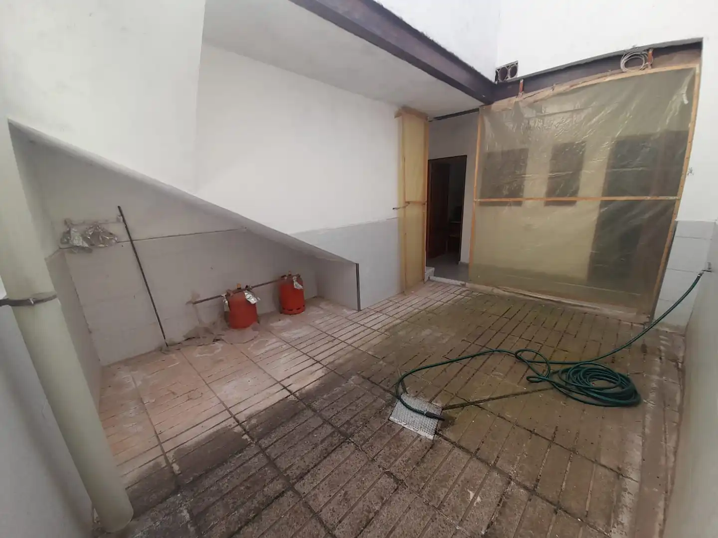 House for sale in Calle Río, imagen 2