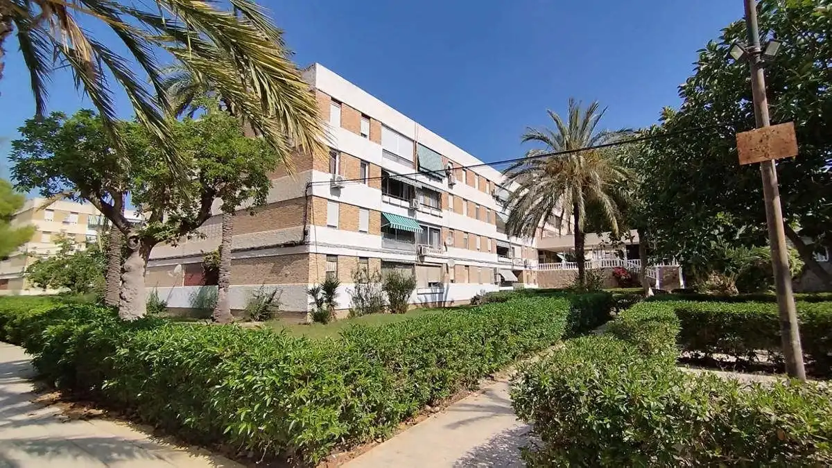 Casa en venta en Pintor Antonio Amoros