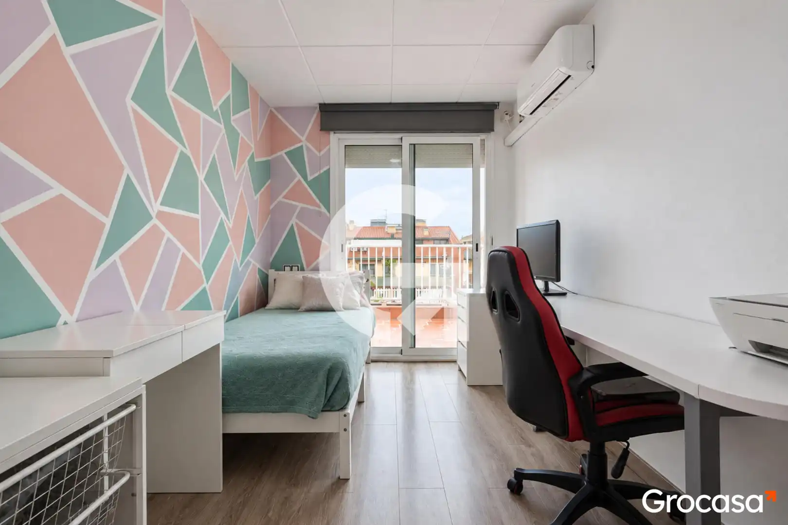 Schlafzimmer von Einfamilien-Reihenhaus zum Verkauf in Nord-oest