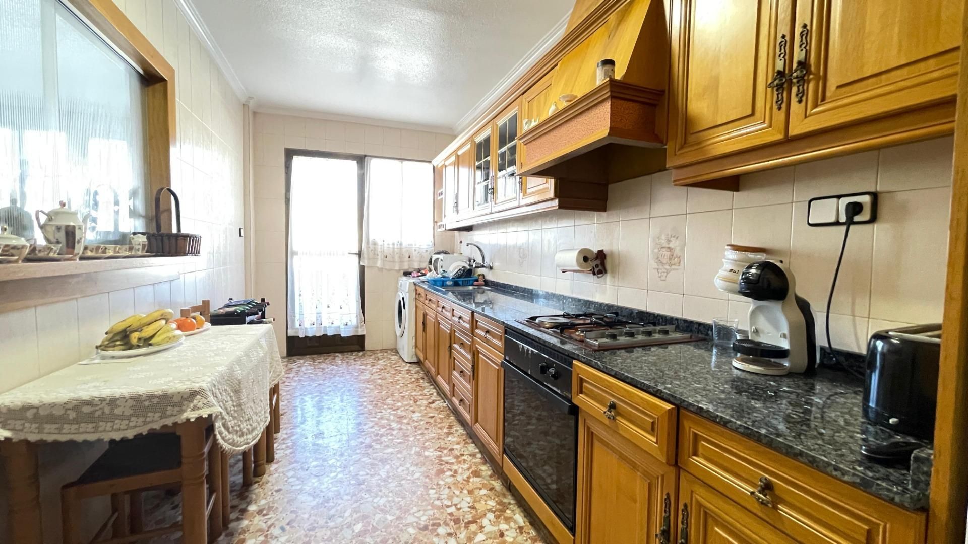 Kitchen of Building for sale in Elda