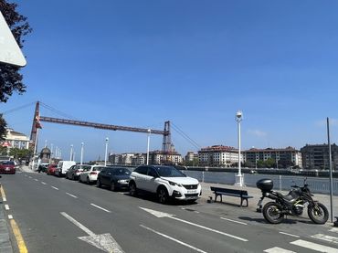 Local comercial en venda a Casco Viejo - Muelle