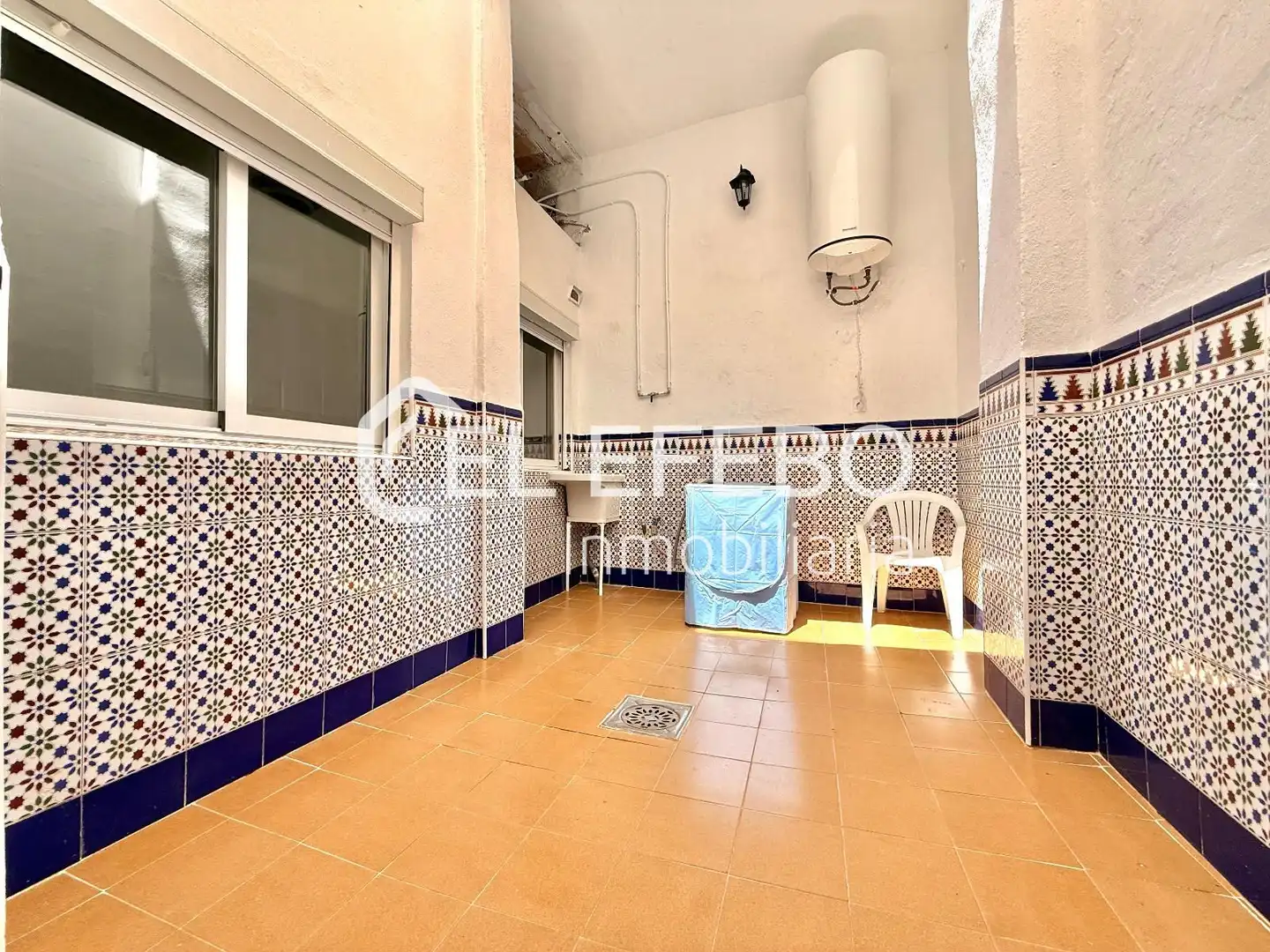 Vista exterior de Casa o xalet de lloguer en Antequera amb Aire condicionat, Calefacció i Terrassa