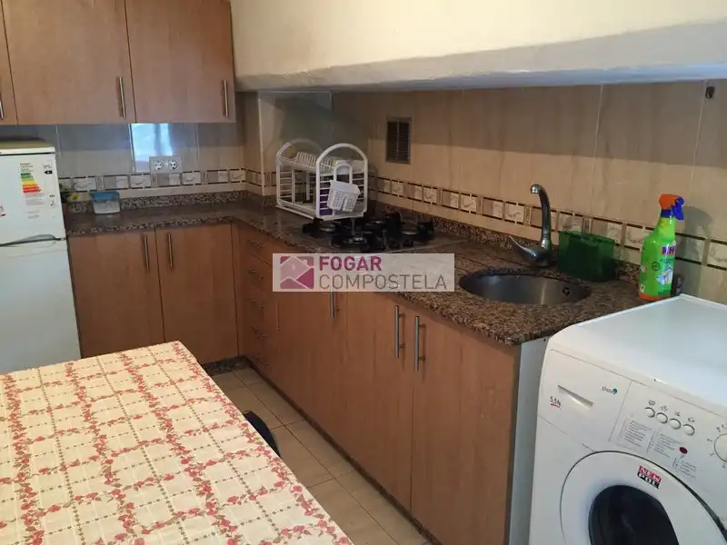 Cocina de Piso de alquiler en Santiago de Compostela  con Amueblado