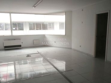 Büro mit Aufzug zum Verkauf in Gregorio Espino