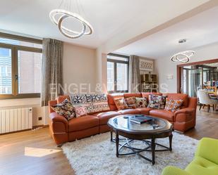 Living room of Apartment for sale in  Valencia Capital  with Terrace and Balcony