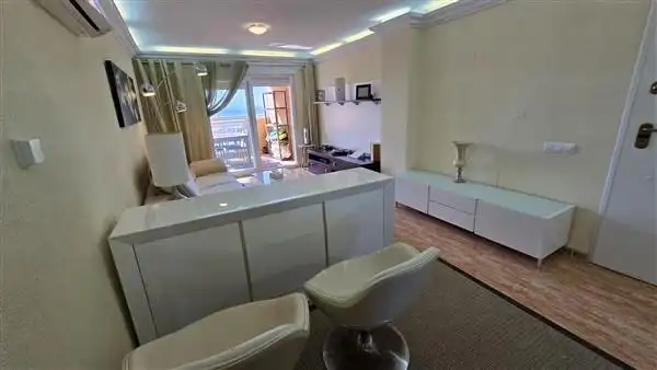 Sala de estar de Apartamento en venta en La Manga del Mar Menor con Aire acondicionado, Calefacción y Terraza