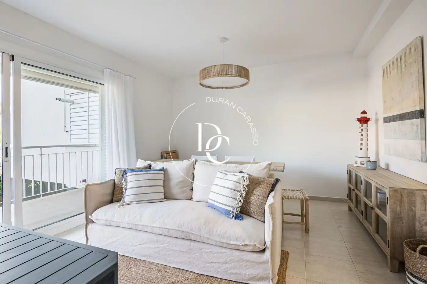 Wohnzimmer von Wohnung zum Verkauf in Sitges mit Klimaanlage, Heizung und Privatgarten