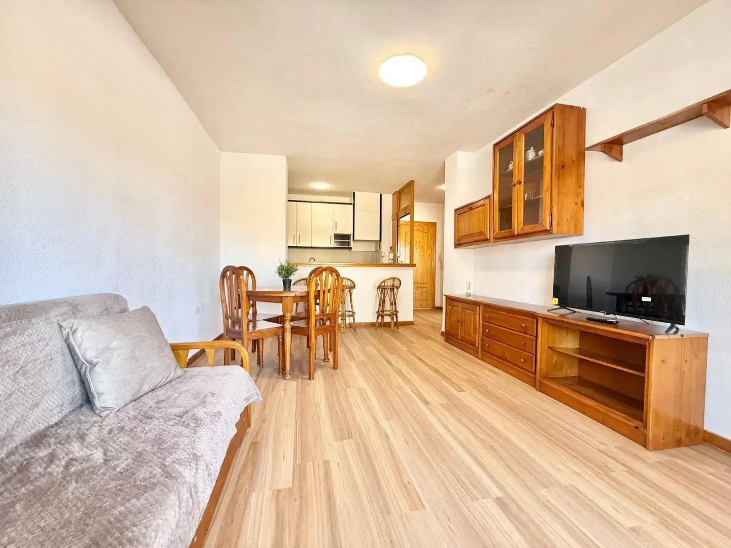 Wohnzimmer von Wohnungen zur Miete in San Javier mit Klimaanlage, Möbliert und Ofen
