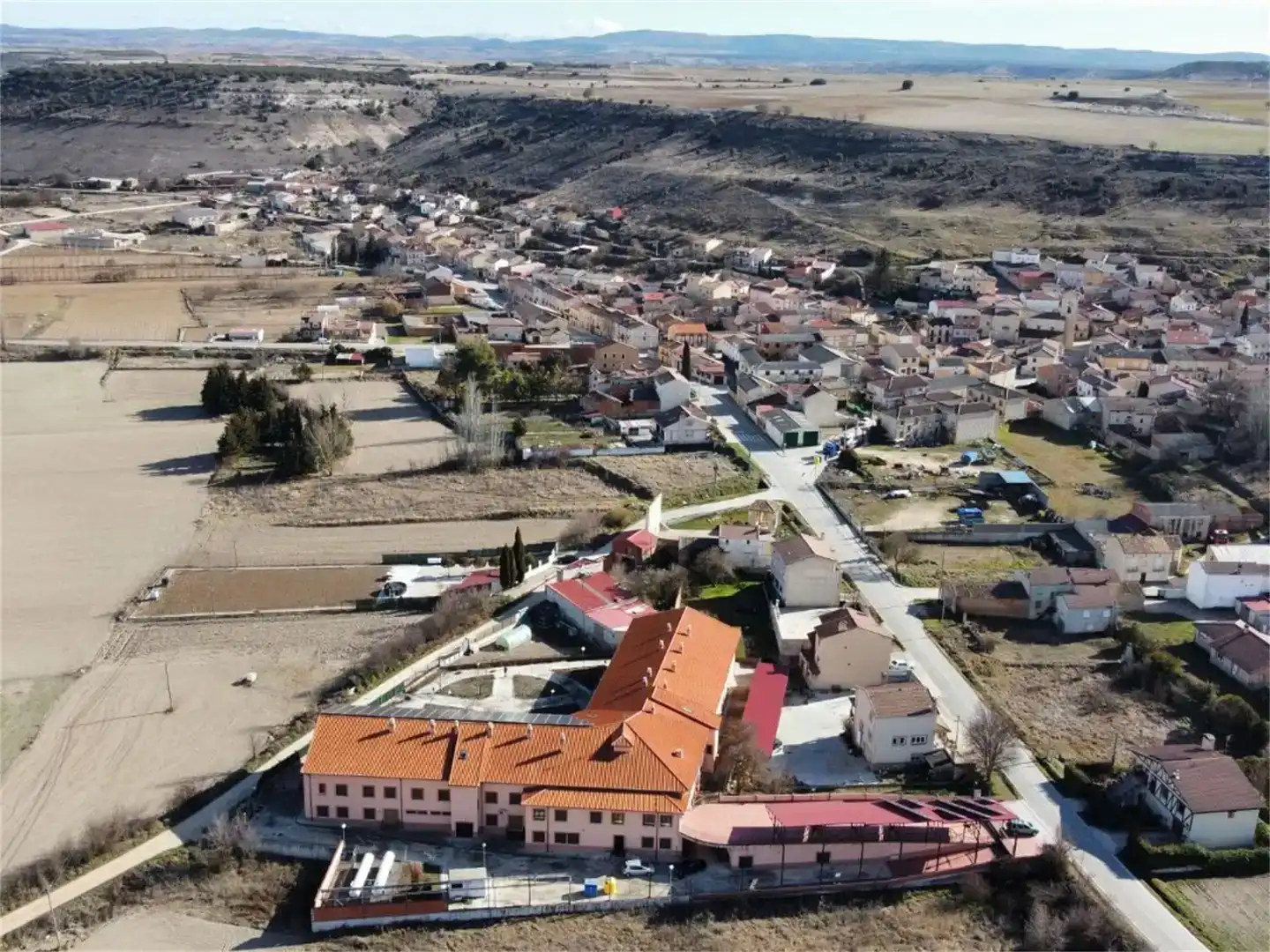 Vista exterior de Local en venda en Adrada de Haza, Burgos
