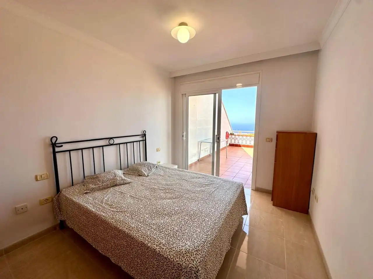 Schlafzimmer von Wohnung zur Miete in Adeje mit Terrasse, Möbliert und Gemeinschaftspool
