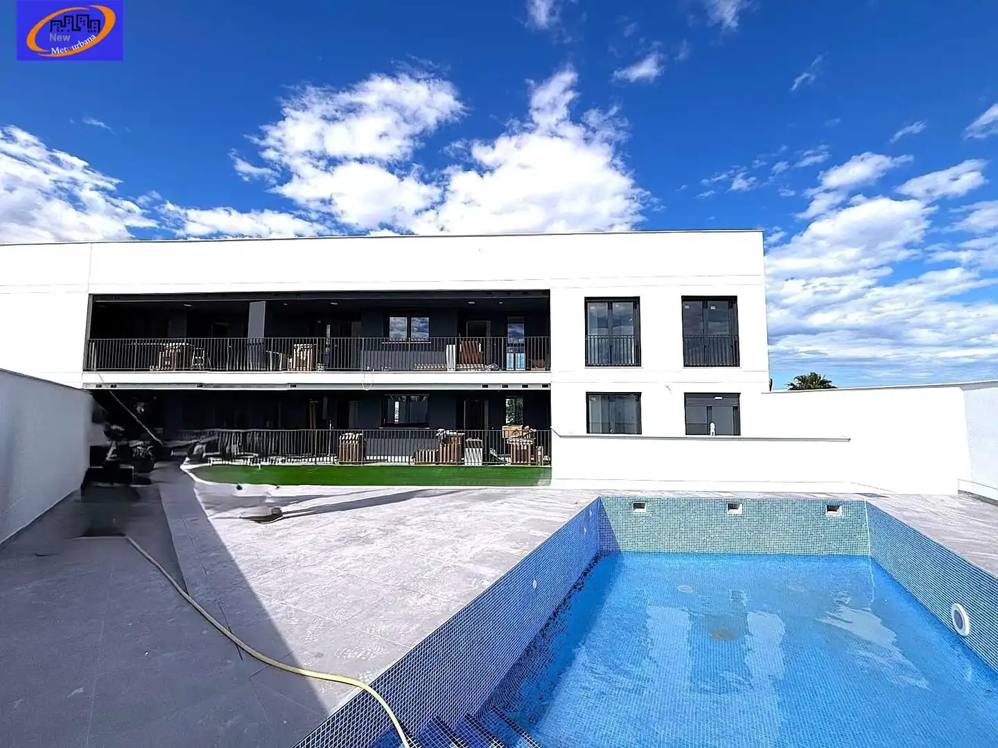 Apartment with pool to rent in Albalat dels Sorells
