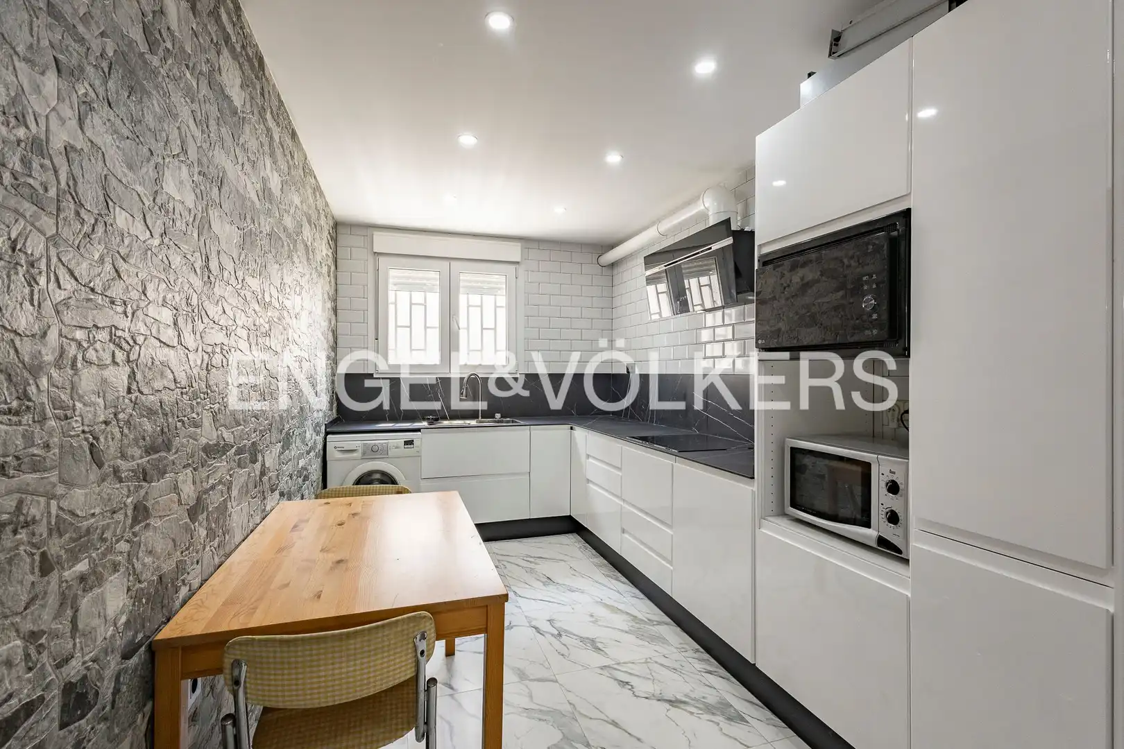 Cocina de Casa o chalet en venta en El Vendrell con Aire acondicionado, Calefacción y Jardín privado