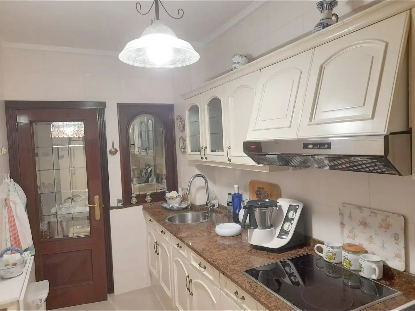 Cocina de Piso en venta en Getxo  con Calefacción, Jardín privado y Trastero