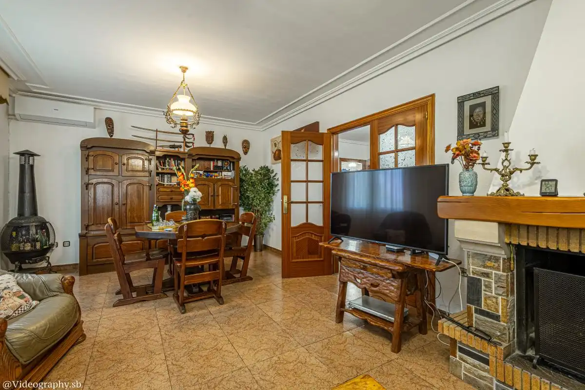 Wohnzimmer von Haus oder Chalet zum Verkauf in Mondéjar mit Heizung, Schwimmbad und Möbliert