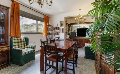 Dining room of Flat for sale in  Granada Capital