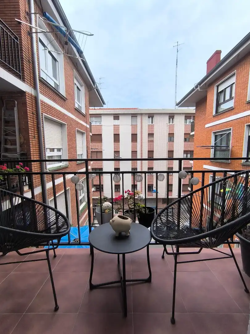 Terraza de Piso en venta en Santurtzi  con Calefacción, Parquet y Amueblado