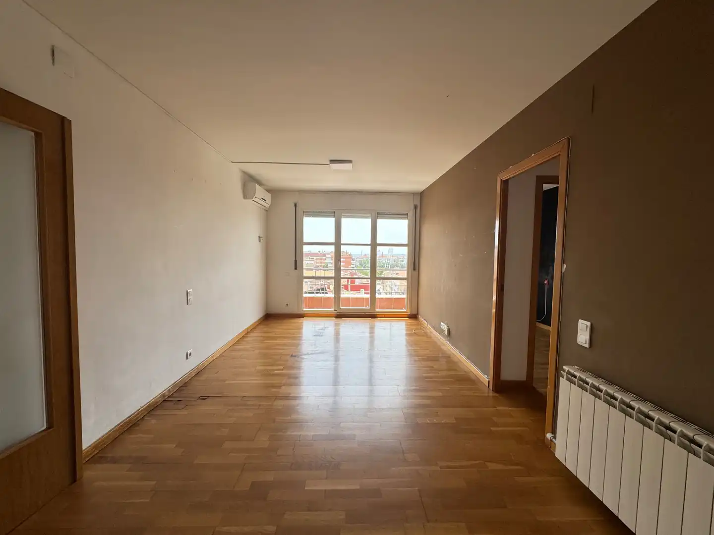 Sala d'estar de Pis en venda en Terrassa amb Aire condicionat, Calefacció i Parquet