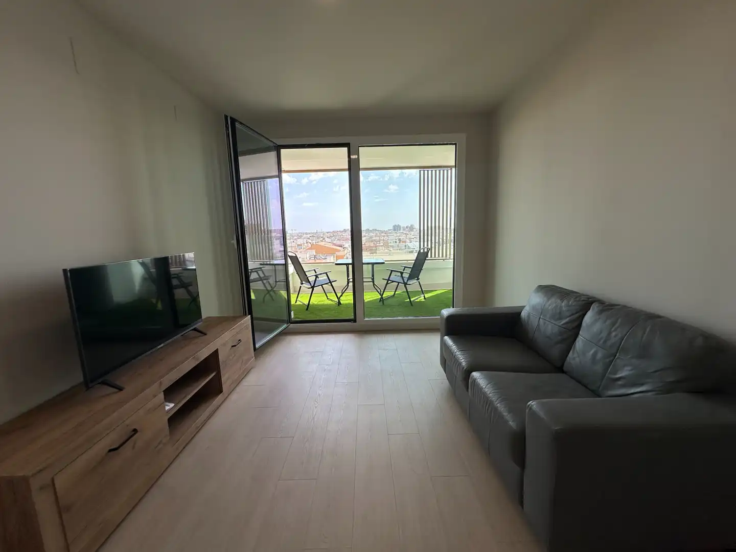 Sala de estar de Piso de alquiler en Valencia con Aire acondicionado, Calefacción y Jardín privado