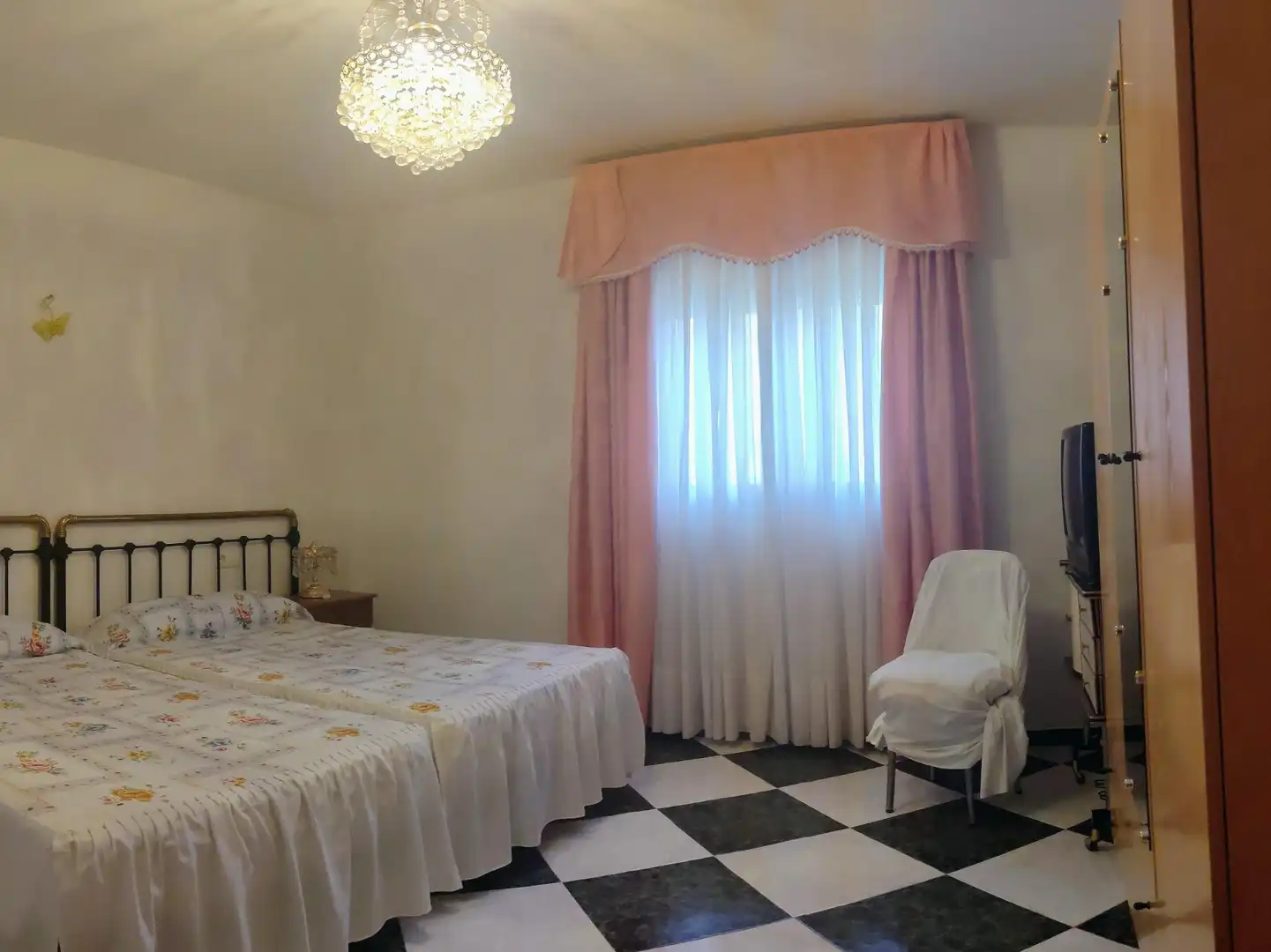 Habitación de Casa o chalet en venta en Fines