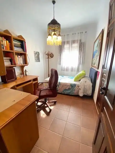 Habitación de Casa o chalet en venta en Córdoba con Piscina y Amueblado