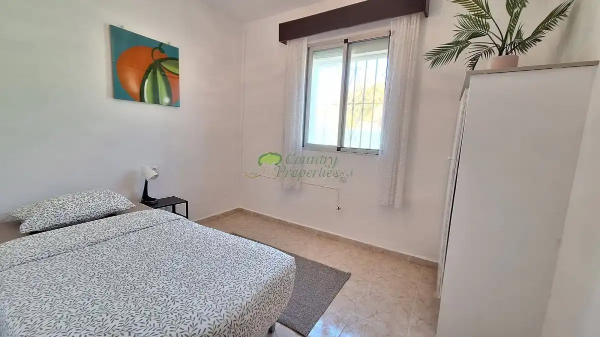 Habitación de Finca rústica en venta en Vélez-Málaga con Aire acondicionado, Jardín privado y Terraza