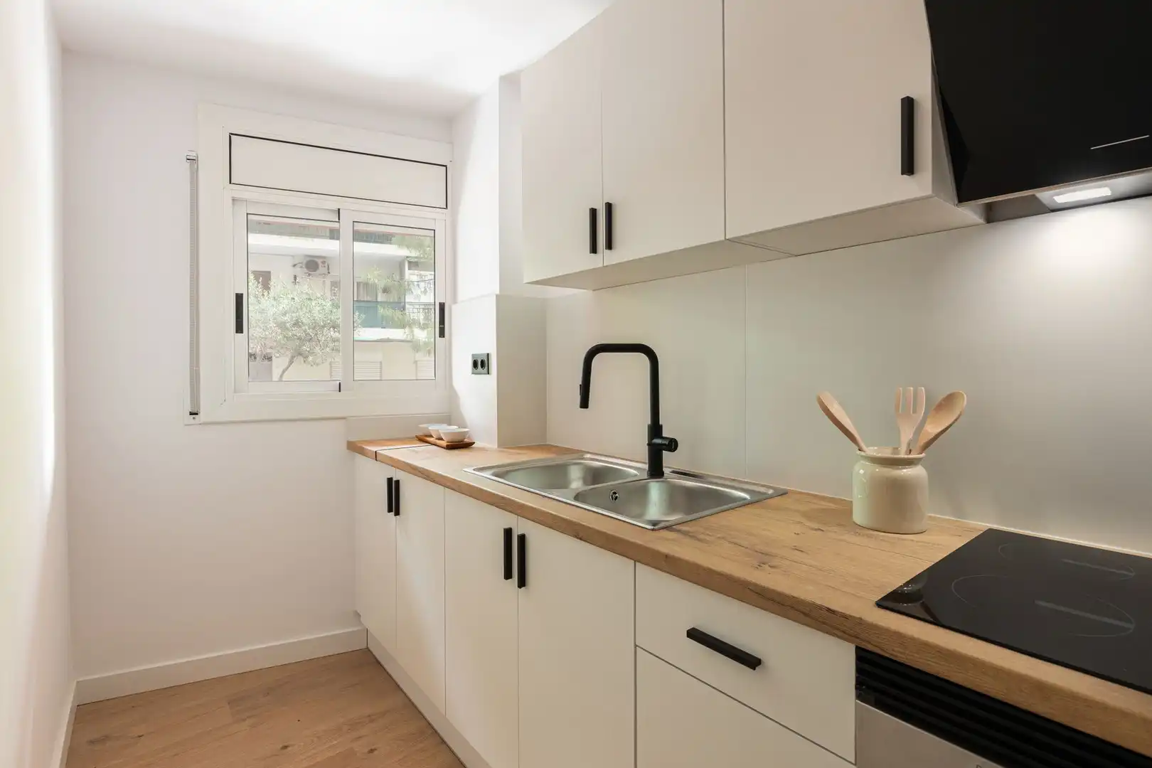 Cocina de Piso en venta en Esparreguera con Parquet, Amueblado y Horno