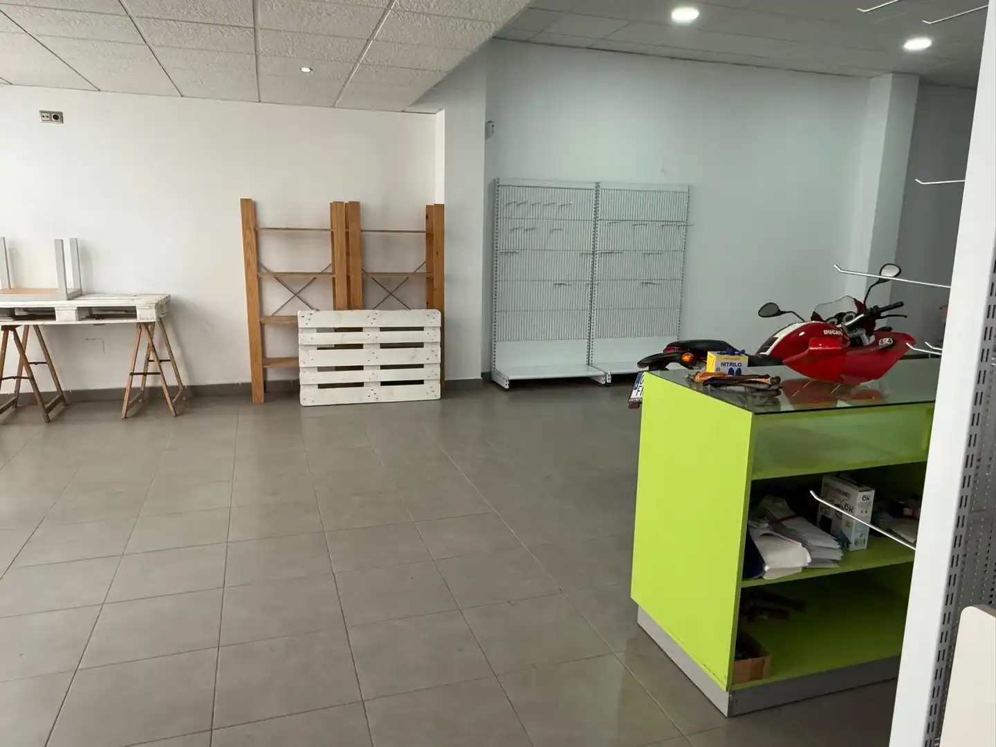 Gewerbefläche zur Miete in Pedanías Este, imagen 3